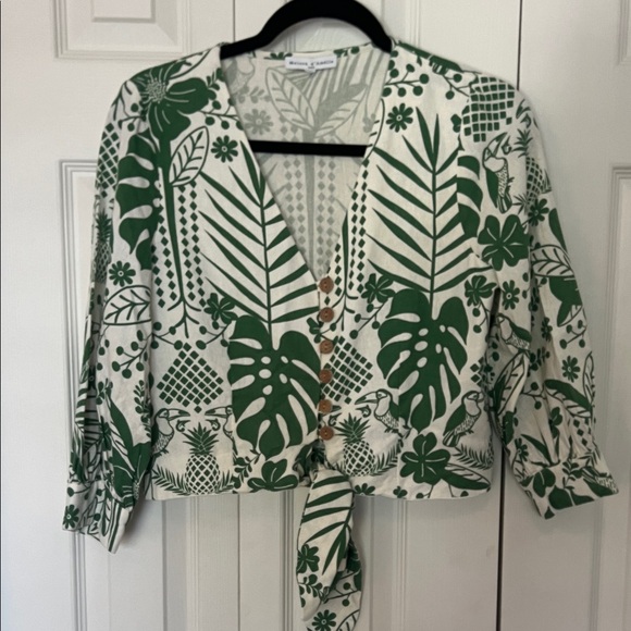 Maison D’Amelie Tops - Maison d’Amelie Cropped Tropical Green Leaf Linen-blend Tie-Front Blouse - med